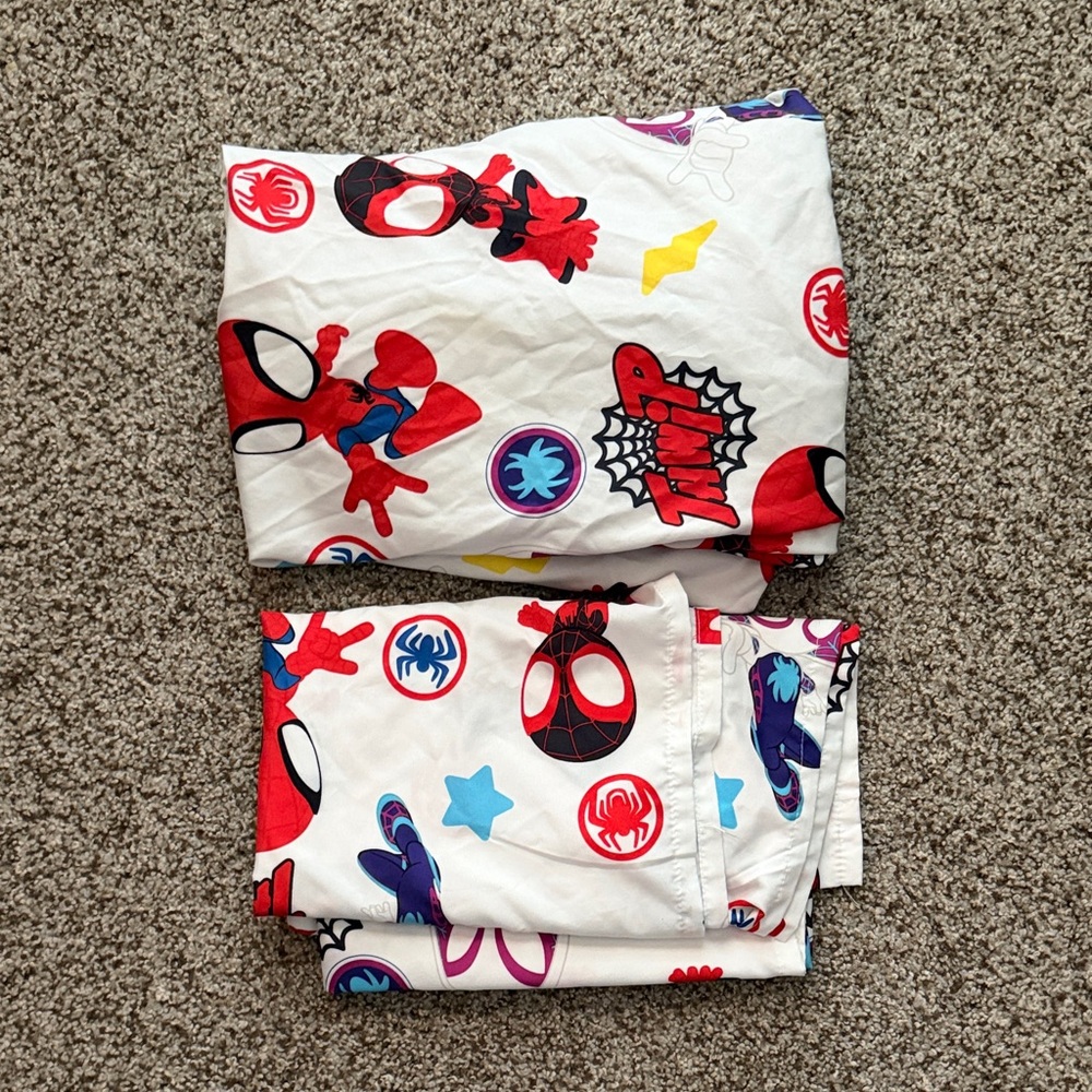 Marvel Spidey and his amazing friends Fitted and Flat Sheet Set for Crib | EUC